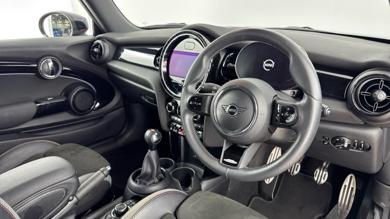 MINI Hatchback 1.5 Cooper Sport 3dr Petrol Hatchback